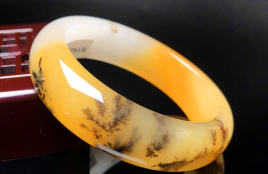 黃龍玉戴久了會有什麼變化黃龍玉如何保養