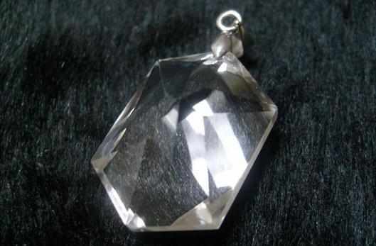 白水晶是什麼？白水晶怎麼保養？