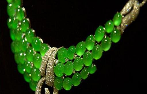 綠玉髓的價格-綠玉髓如何鑒別？