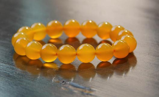 黃玉髓如何鑒別？黃玉髓的簡介