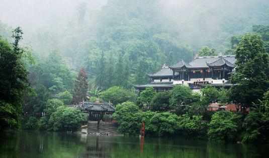 自貢天池寺傳說中的威嚴