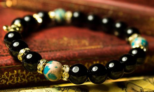 黑瑪瑙是什麼？黑瑪瑙的功效與作用