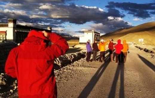 出國旅遊做個精明旅客避開常見消費陷阱