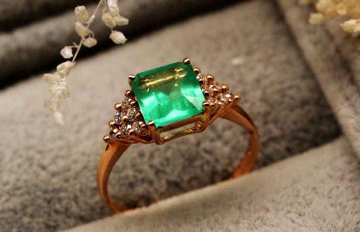 祖母綠是什麼？祖母綠如何鑒別真假？