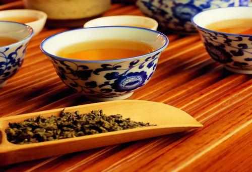 去油護膚殺菌消毒喝剩的茶用處多