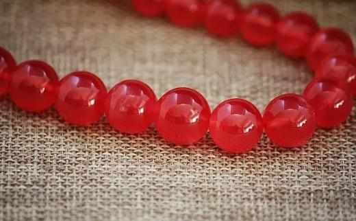 紅紋石的作用-佩戴紅紋石有什麼好處？