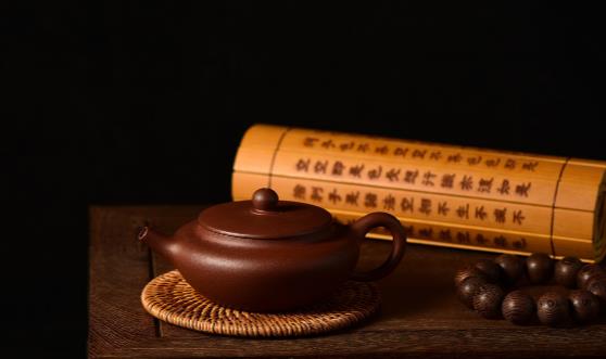 如何正確清洗紫砂壺對於使用中的茶壺如何保養