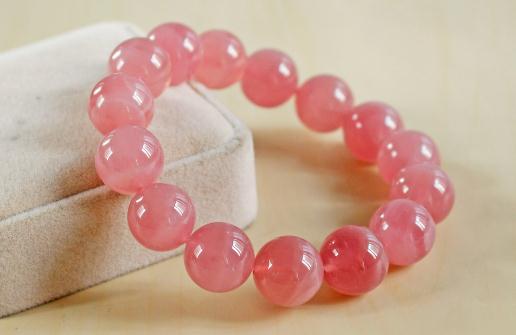 粉晶象徵什麼？粉晶是什麼？