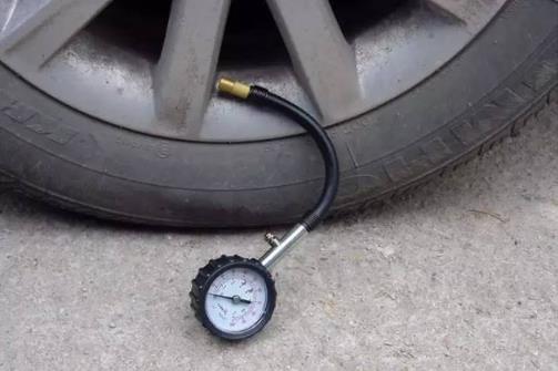 冬季汽車油耗突然變高了注意可以省油的十大秘笈