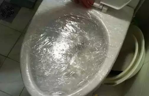 馬桶經常堵怎麼辦？馬桶疏通有妙招！