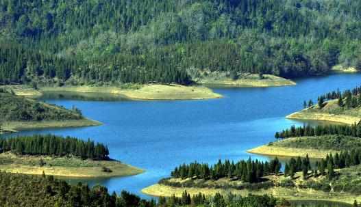 與自然的完美協調僾尼人的山寨