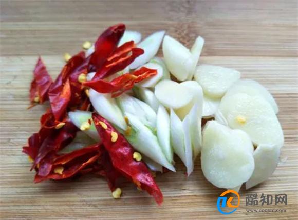 爆炒鱿鱼的做法是什么