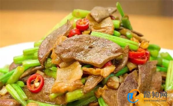 不管有钱没钱 建议中老年人 常吃八种食物 净化身体好处多